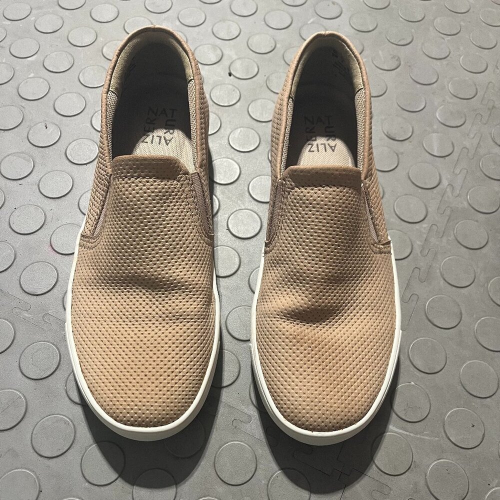 Naturalizer Marianne Perforated Leather Slip On Sneakers